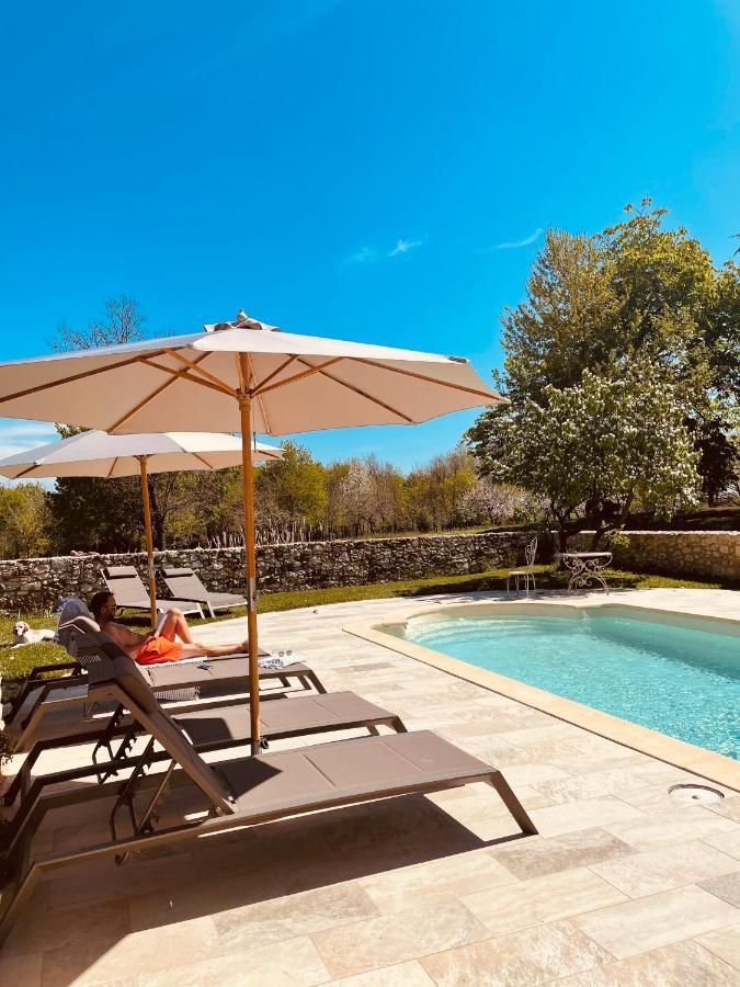 Dome Insolite Cedre Jacuzzi Et Petits Dejeuners Inclus Luxury tent *